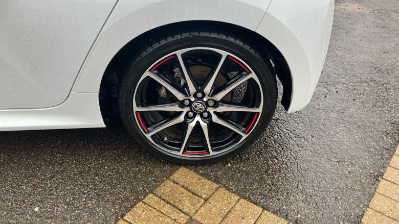 Toyota Yaris 1.5 Hybrid GR Sport 5dr CVT Hybrid Hatchback